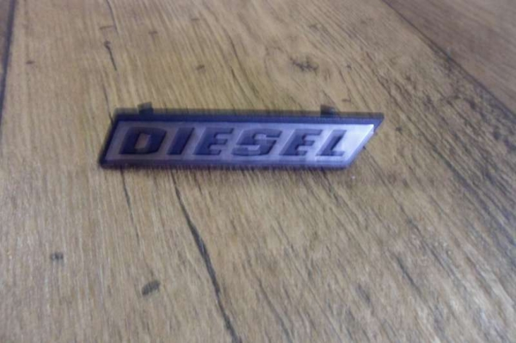 Embleem grille 'diesel'