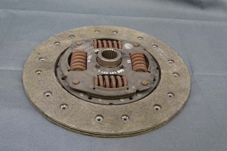 Koppelingsplaat Audi 100