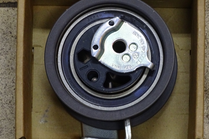 Spanrol Distributieriem Audi A6/Vw Passat/Vw Bora/Vw Golf 4/Vw Lupo/Vw Polo