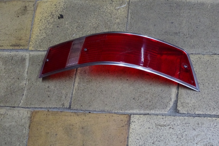 Achterlichtlens rood/wit USA Porsche 911 69-73 rechts