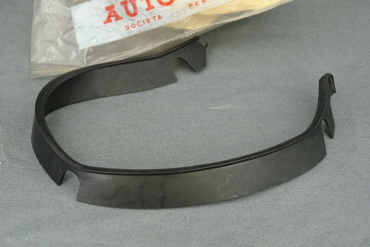 Rubber tussen bumper en carrosserie Porsche 911 rechts