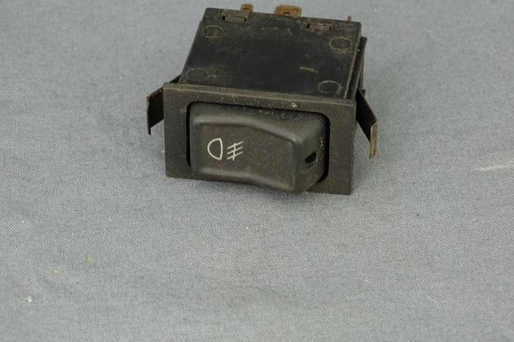 Mistlichtschakelaar Vw Caddy / Vw Golf 1 + cabrio / Jetta 1 / Passat / Polo / LT / Scirocco