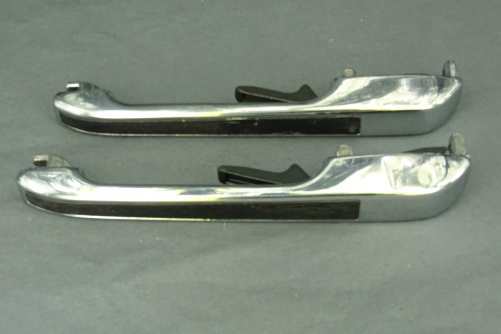 Deurklinkset chroom achteraan links en rechts Vw Golf 1