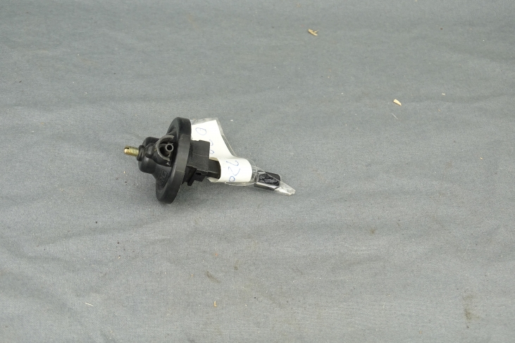 Pulldown element 2E3 carburator