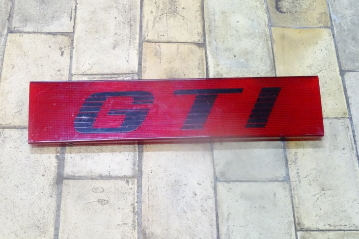 Heckblende golf 1 gti met grote achterlichten