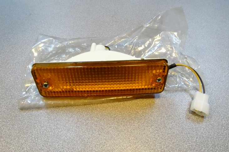 Knipperlicht links / rechts Mazda 323 / 626