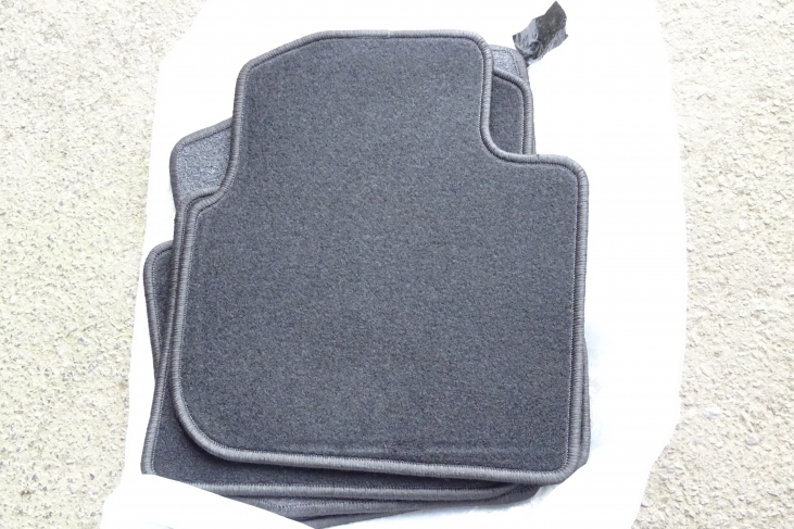 Mattenset Skoda Rapid antraciet
