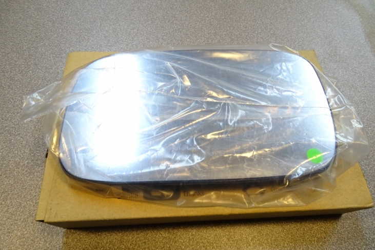 Spiegelglas links Vw Caddy / Passat / Seat Inca 