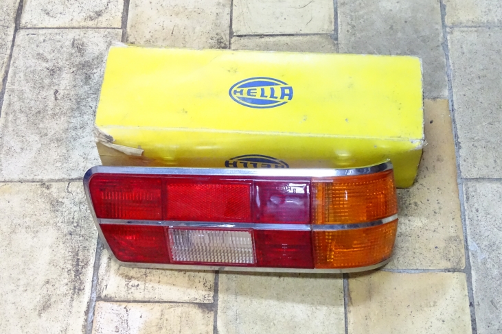 Achterlichtglas rechts Audi 100 C1