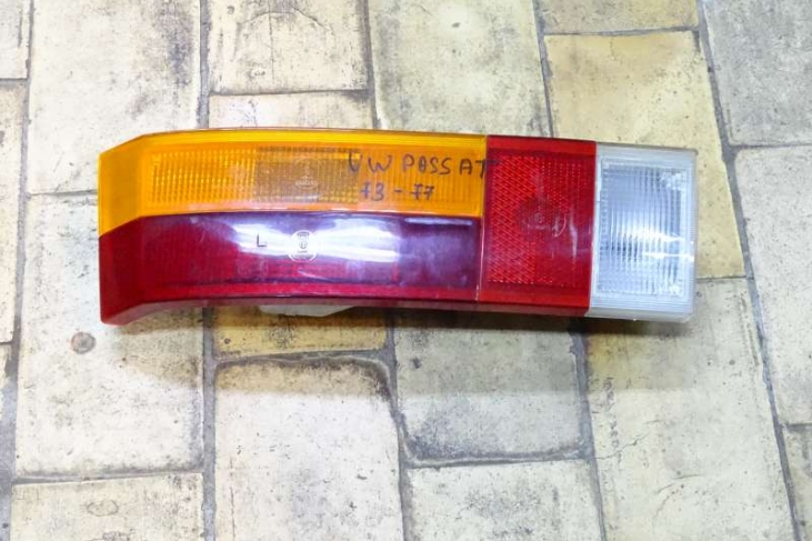 Achterlicht links Vw Passat 73-77