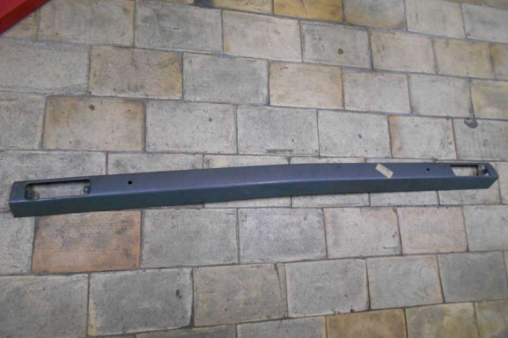 Voorbumper polo 1 / audi 50 grijs