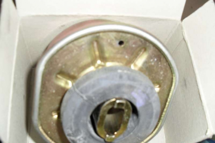 Silentblok versnellingsbaksteun links T4 5cyl. AAB, ACU, AAF 91-96
